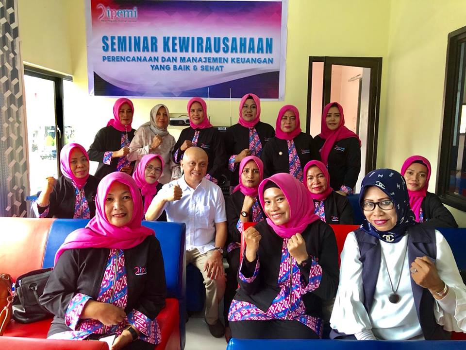 Seminar Kewirausahaan Finance IPEMI Maluku