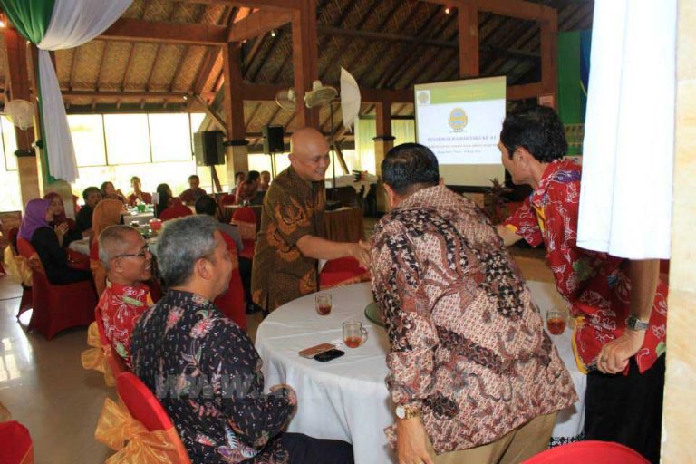 Bukan Berkompetisi, Para Pengusaha Indonesia Sebaiknya Saling Berkolaborasi